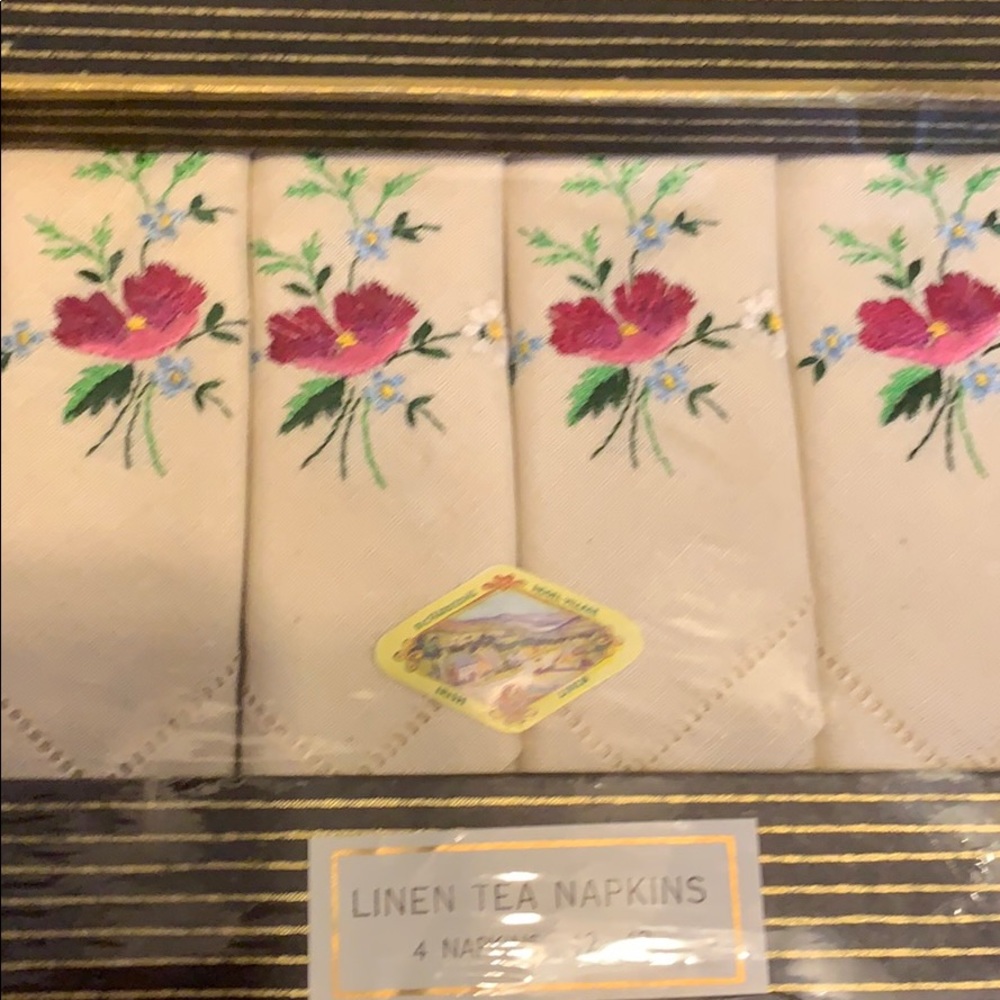 #476 Vintage Linen Tea Napkins - Picture 6 of 6